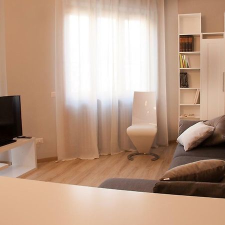 Lg Apartment ストレーザ エクステリア 写真